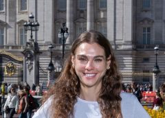 El premio en efectivo que recibió la uruguaya Julia Paternain por su octavo puesto en la Maratón de Londres, carrera que repartió miles de dólares por récords y podios