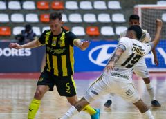 Peñarol, vigente campeón, se despidió sin ganar de la Copa Libertadores de fútbol sala, al igualar con Fantasmas Morales Moralitos de Bolivia
