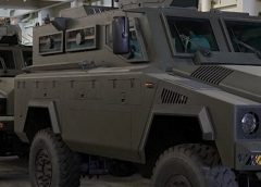 "Tiene que haber un marco legal que lo ampare" al militar, dijo Manini sobre uso de vehículos del Ejército en barrios