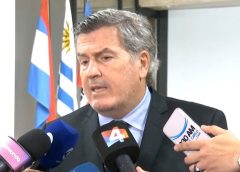 Bordaberry propone registrar cirugías en video y audio tras debate por caso de anestesista